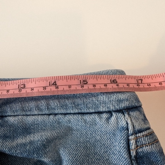 American Eagle Stretch Curvy Mom Jeans Light Wash 14 Short - Picture 2 of 7